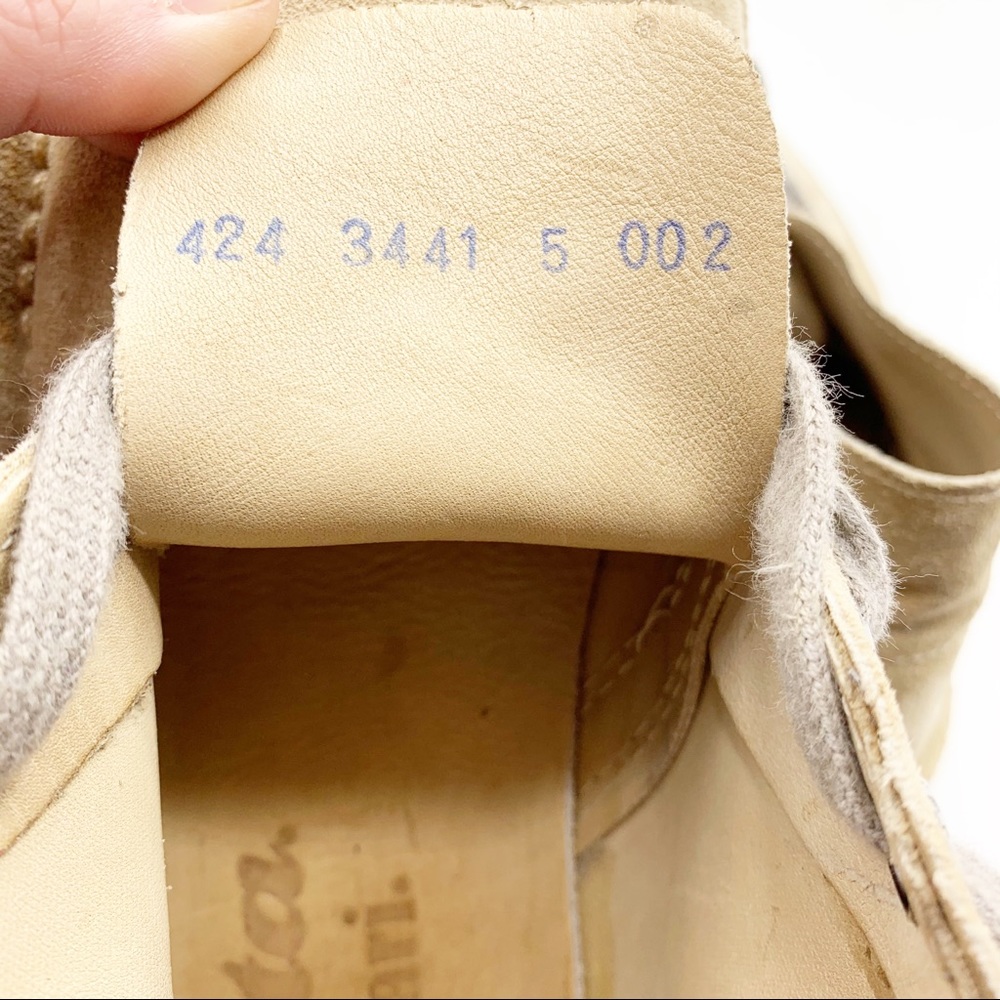 🥾Taupe Suede Ankle Boots with Lace-Up Detail - Picture 11 of 13